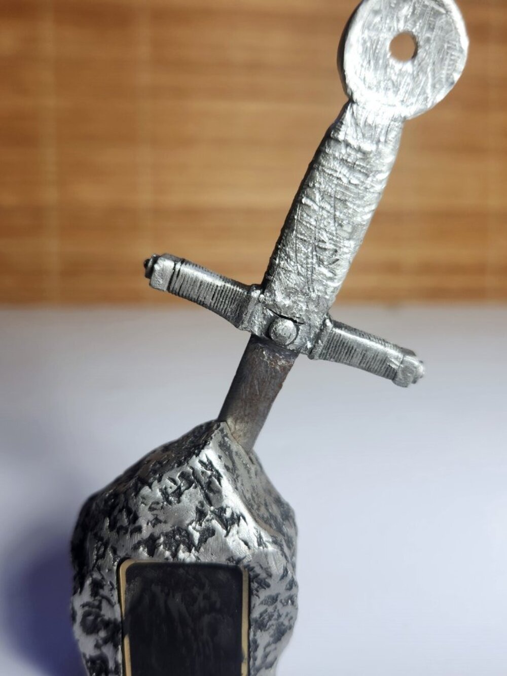Sword in the Stone Letter Opener Figurine Heavy Metal Fantasy Desk Ornament Vtg - Picture 4 of 8